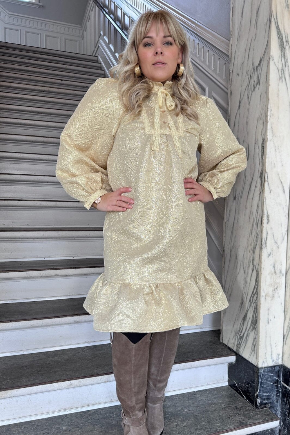 Stories From The Atelier By Copenhagen Shoes - Thinking Dress - 0051 Gold Kjoler