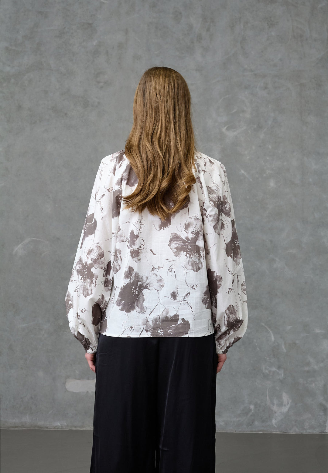 Love & Divine - Love1528 19803 - 814 - Brown Flower