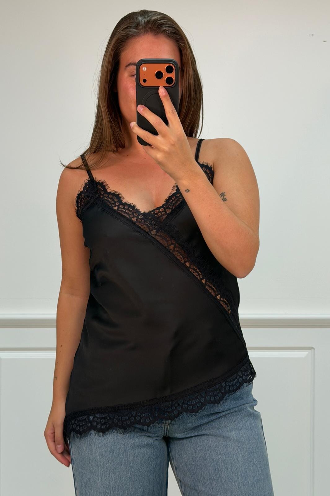 A-bee - Ivanka Top - Black Toppe 