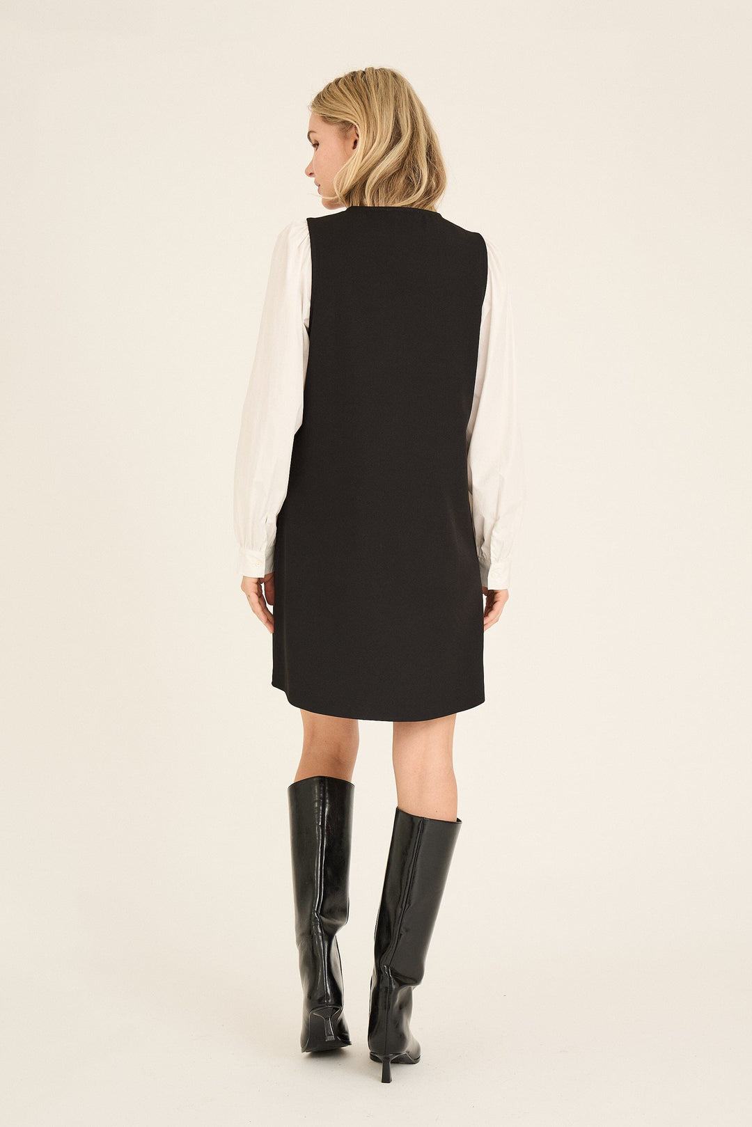 A-View - Juliette Spencer Dress AV7025 - 999 - Black Kjoler 