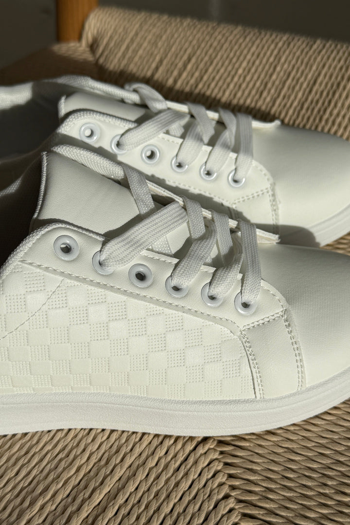 Bloom - Azalea Sneakers - White Sneakers 