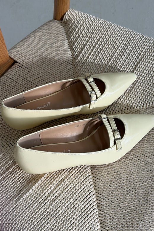 Bloom - Galanthus Ballet Flats - Light Yellow Ballerinaer 