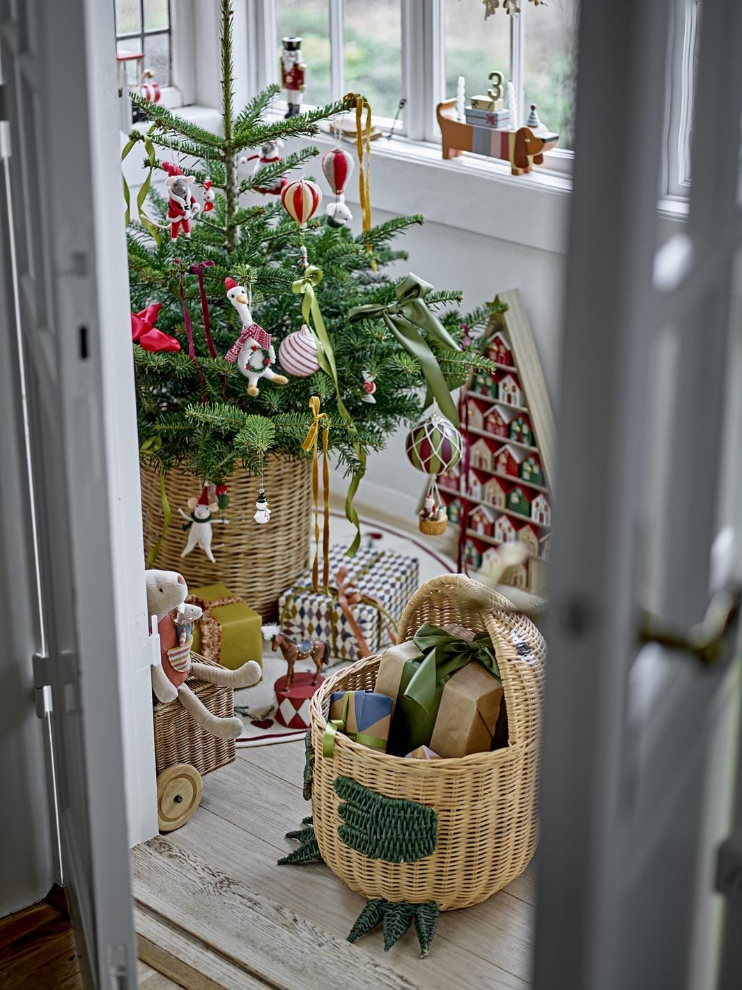 Bloomingville - Peo Ornament, Rød, Uld 82061883 - Red