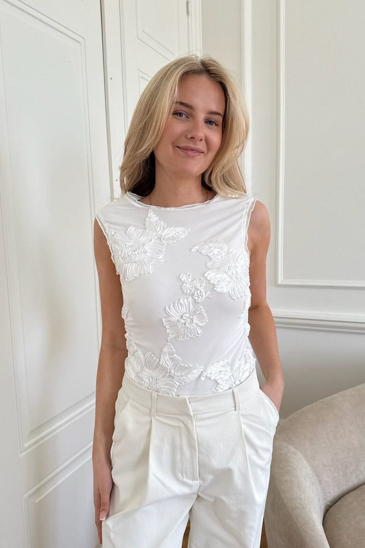 BYIC - Miraic Mesh Top A23745 - White Flower