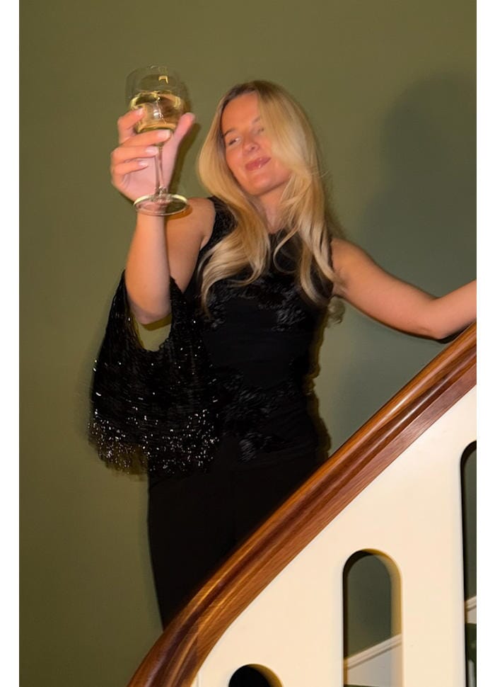 BYIC - Miraic Mesh Top A23927 - Black Flower Toppe 