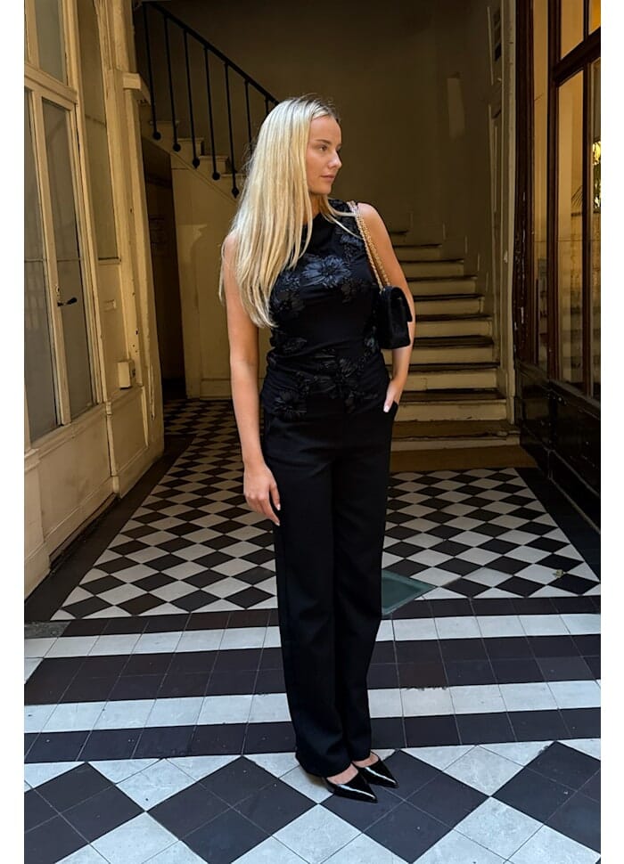 BYIC - Miraic Mesh Top A23927 - Black Flower Toppe 