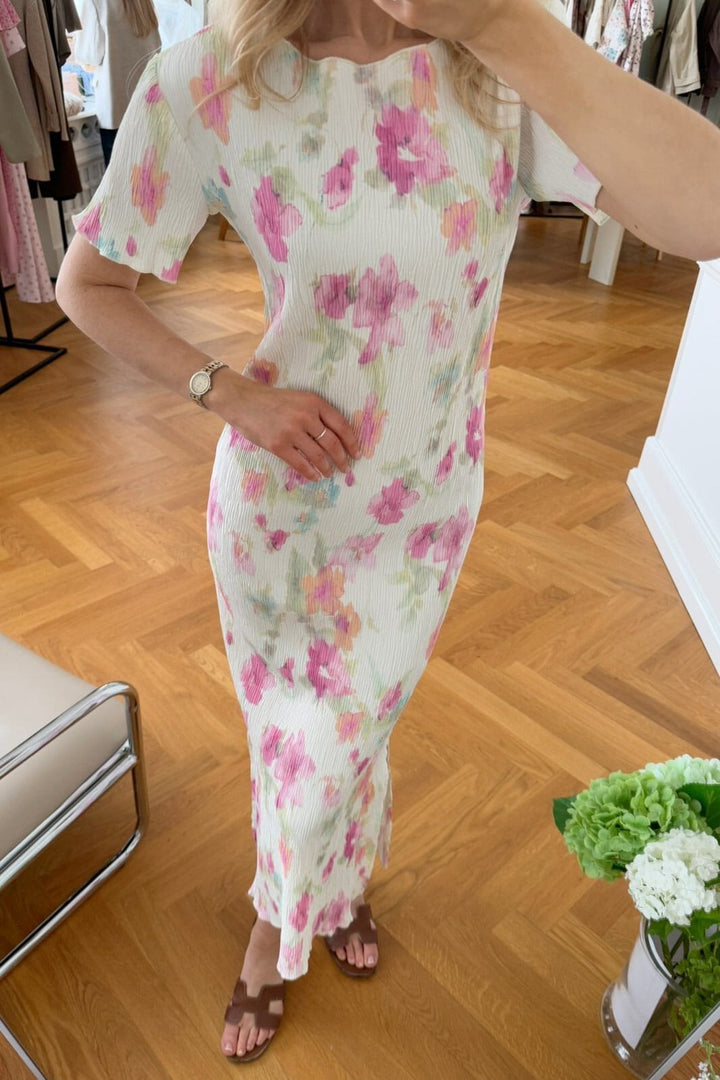 BYIC - Odaic Ss Dress A23834 - Pink Flower Blush Print