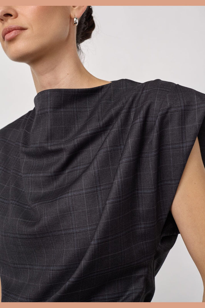 Co´Couture - Eloracc Check Pleat Top 500306 - 65002 - Dark Grey
