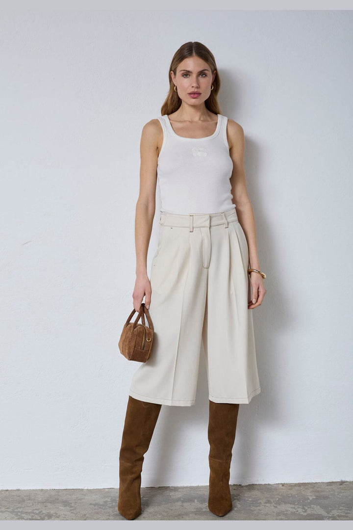 Co´Couture - Terrycc Pleat Bermuda 41205 - 320 - Bisquit