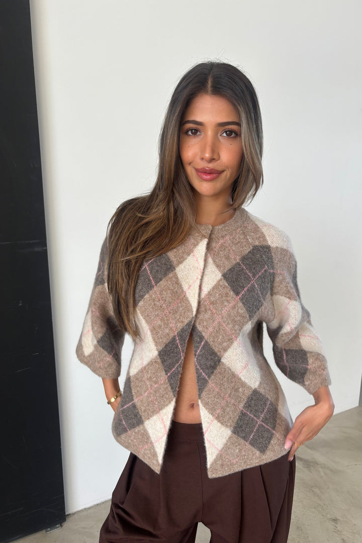 Continue - Anna Knit Harlekin 15329 - Harlekin Rose Strikbluser 
