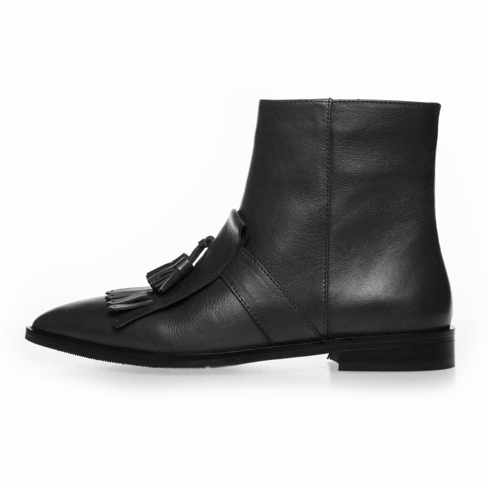 Copenhagen Shoes - Caroline Moves CS8634 - 0001 - Black Støvler 