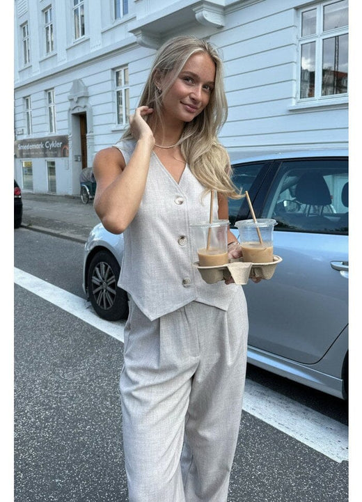 Forudbestilling - BYIC - Celinaic Vest - b Beige Veste 