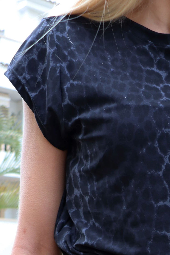 Liberte - Alma-U-Tshirt 9581 - Dark Grey Leo