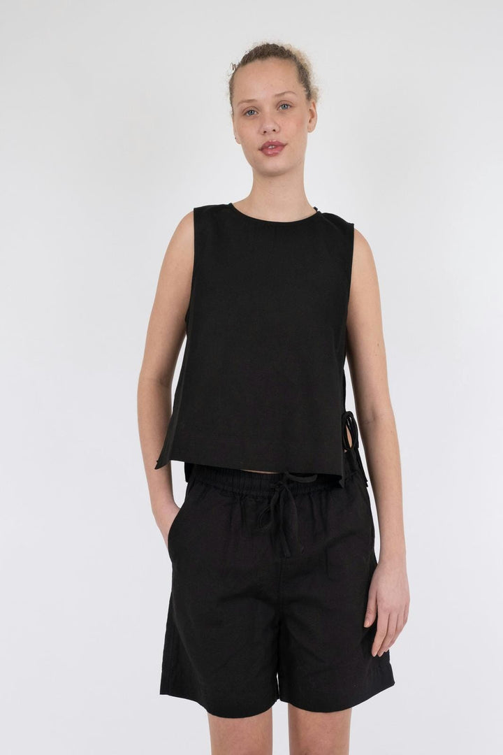 Neo Noir - Svetlana Linen Top - Black