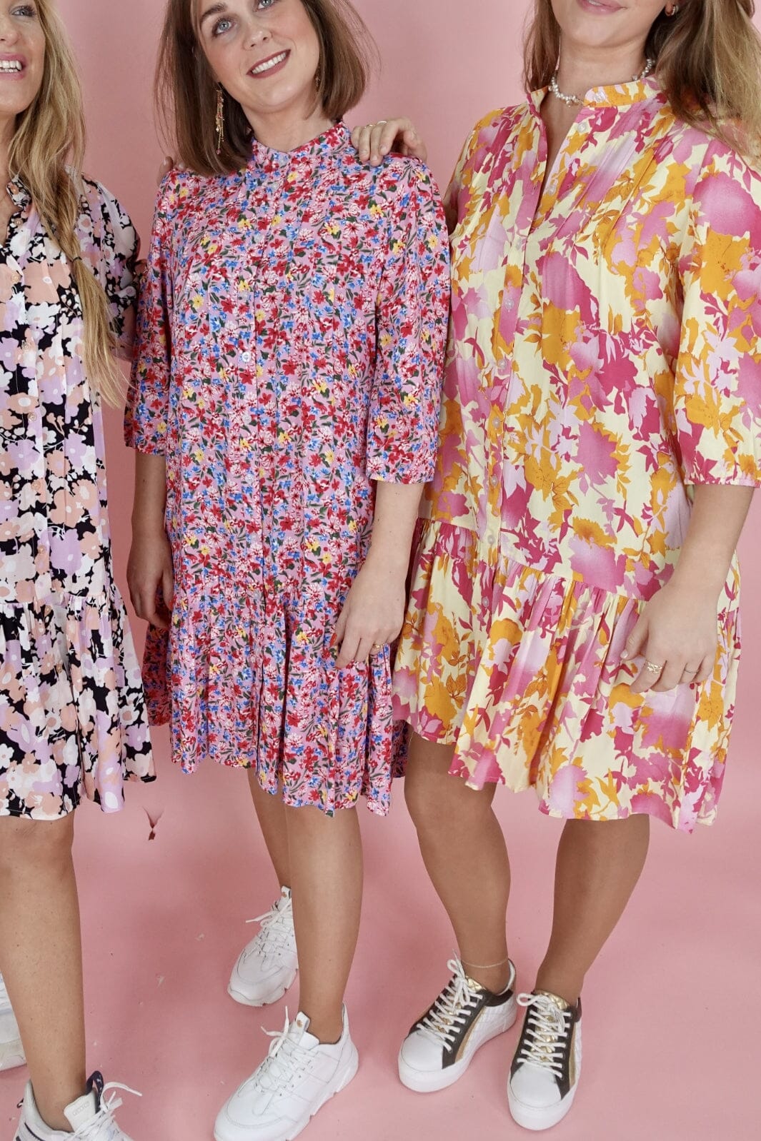 Forudbestilling - Noella X Molly&My - Imogene sh. Dress - Yellow/Pink Flower (Juni) Kjoler 