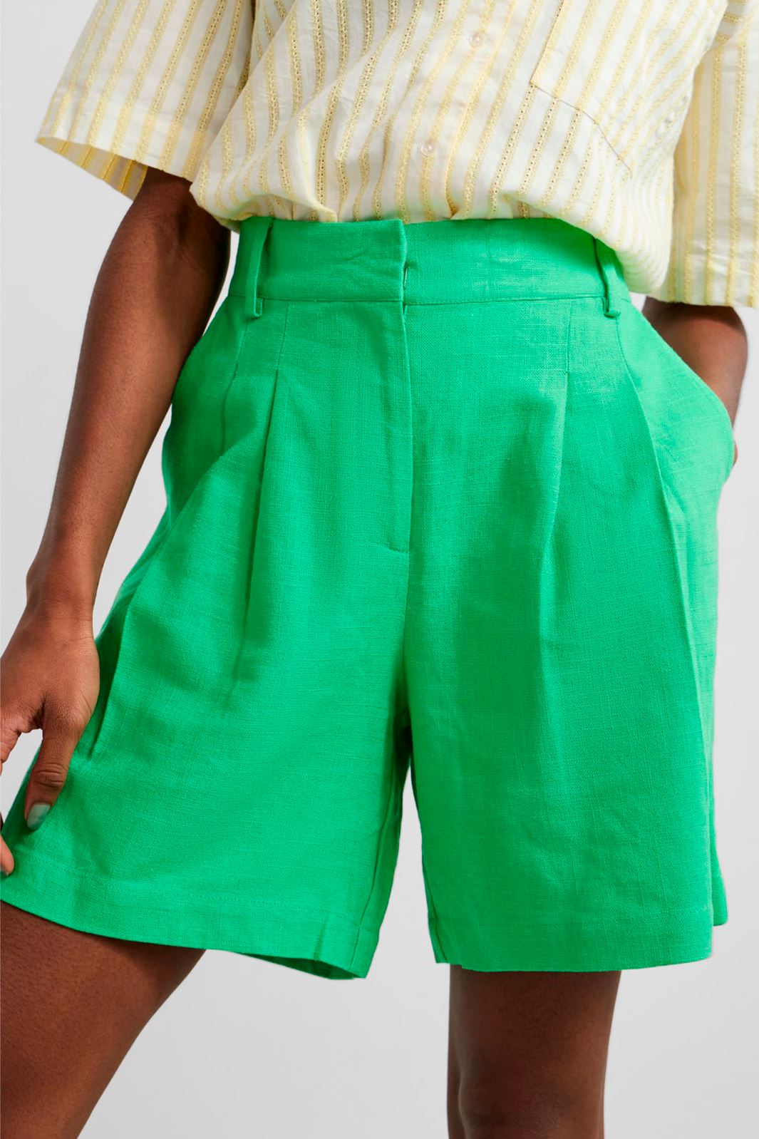 Forudbestilling - Y.A.S - YasIsma Hw Shorts - Irish Green (Marts) Shorts 