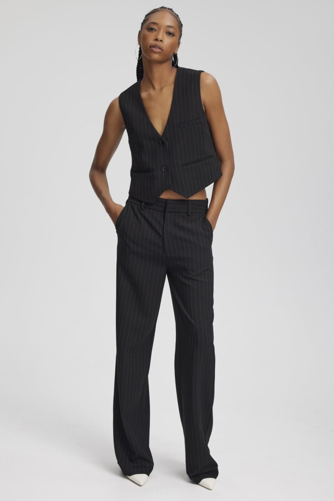 Gestuz - JoelleGZ pinstripe MW pants NOOS - black pinstripe Bukser 