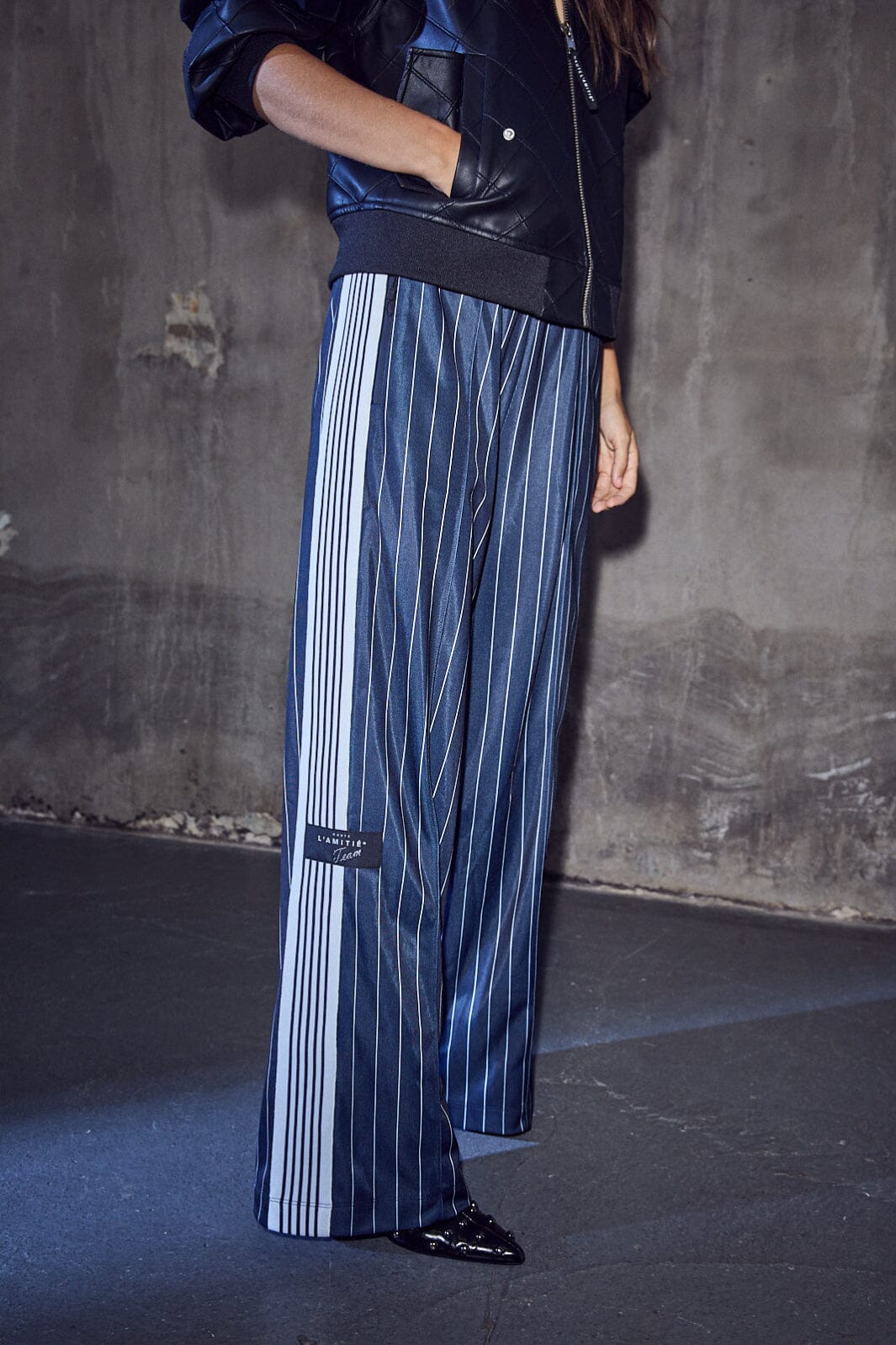 Haute L'Amitié - Baggy Pin Stripe Track Pants HL10493 - Navy Bukser 