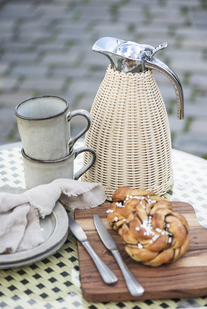 Ib Laursen - Termokande natur polyrattan håndflettet 1,5 ltr - Polyrattan, Rustfrit stål, Plastik - 1619-30