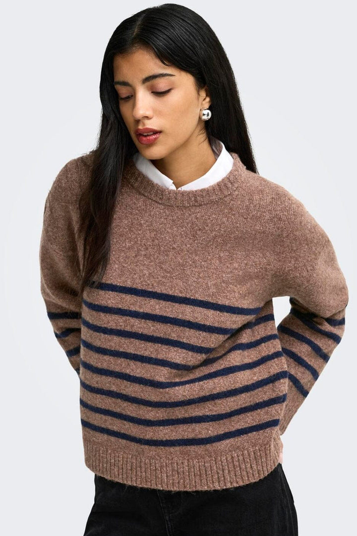 JDY - Jdyneel L/S O-Neck Stripe Pullover Knt - 5121138 Bison Black Iris Thin Stripes