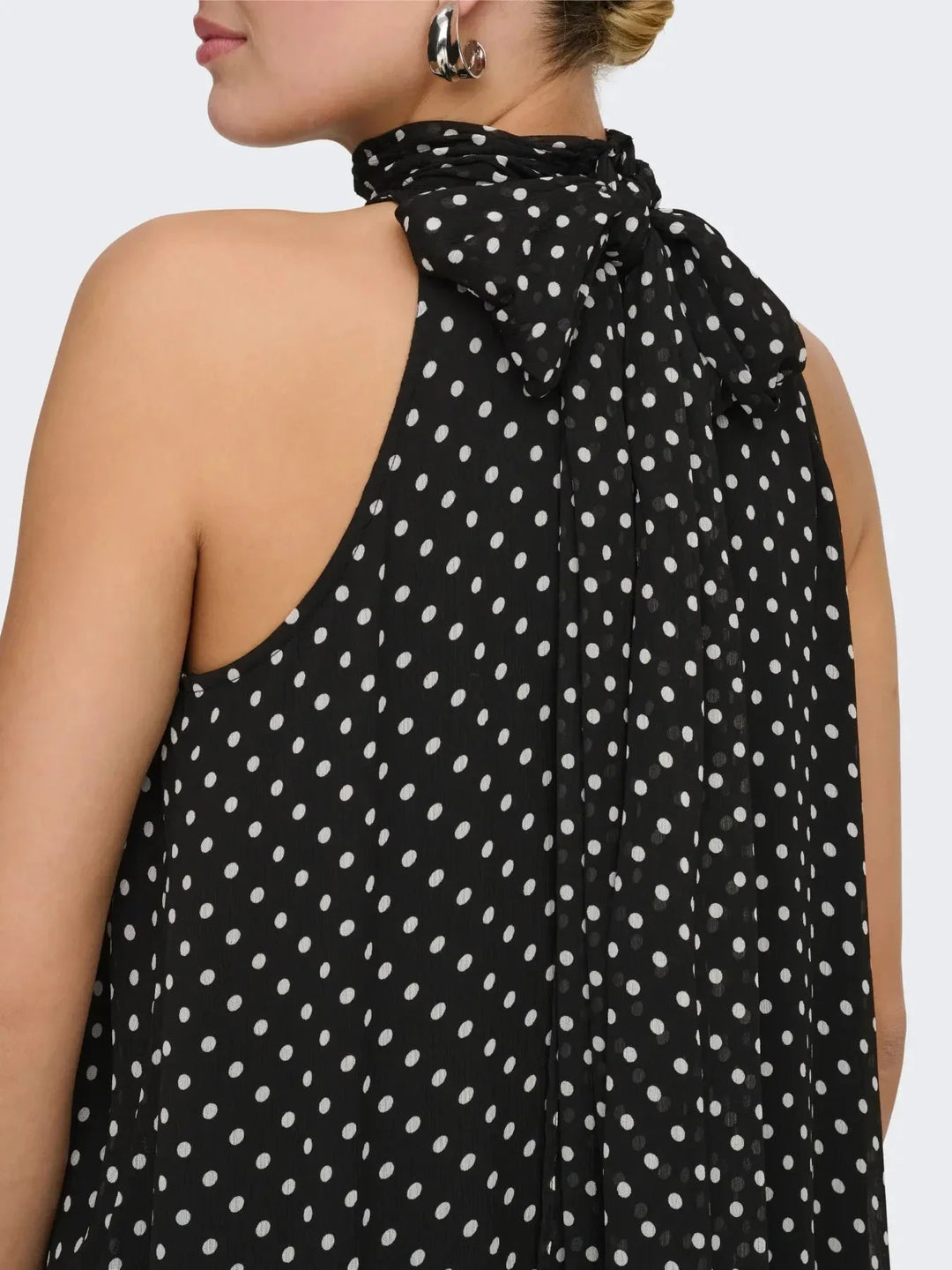 JDY - Jdypolka S/L Halterneck Midi Dress - 5018897 Black White Polka Dot Kjoler 