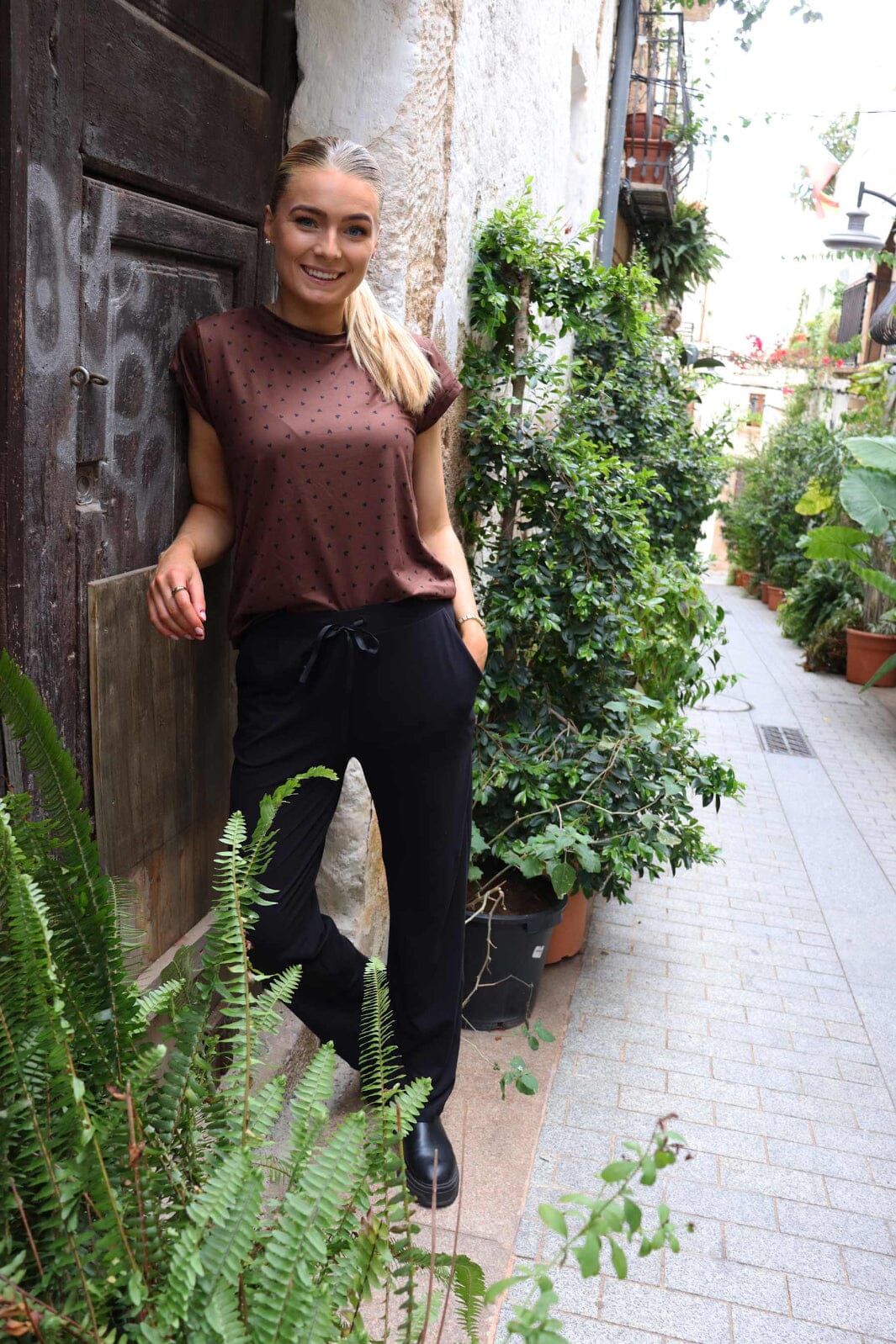 Liberte - Alma-U-Tshirt 9581 - Brown Black Heart T-shirts 