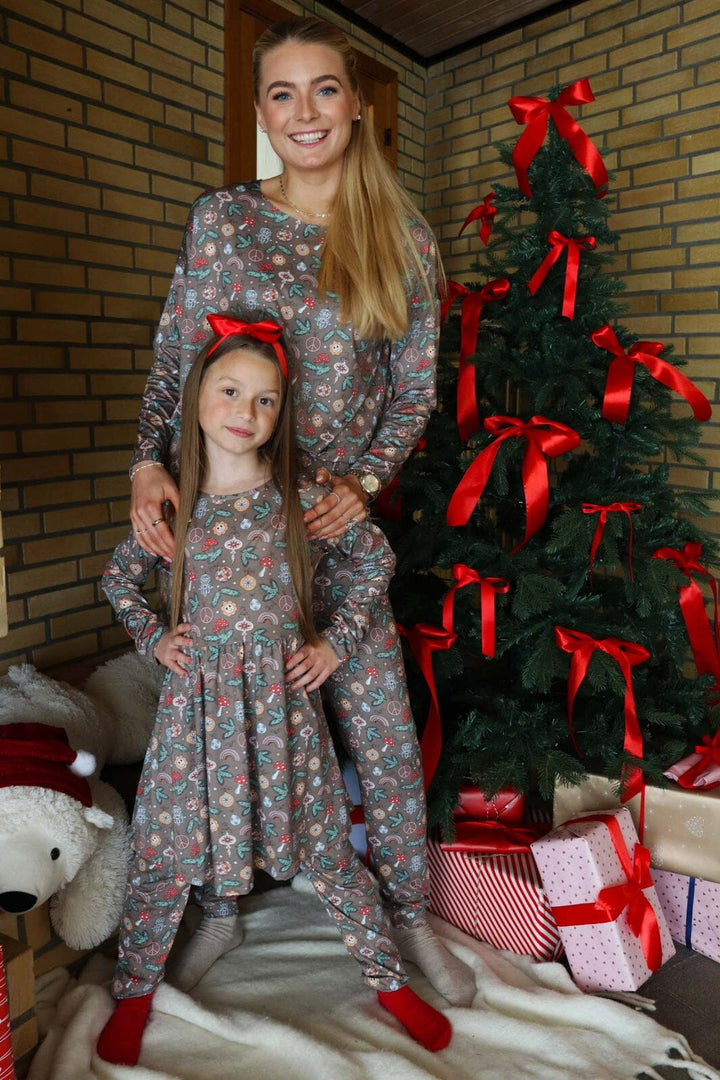 Liberte Ami - Alma-Ls-Babydoll-Dress (Kids) 9658 - Smiley Peace Brown