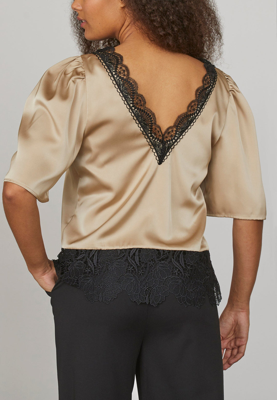 Love & Divine - Love1079 - 804 Beige/Black Toppe 