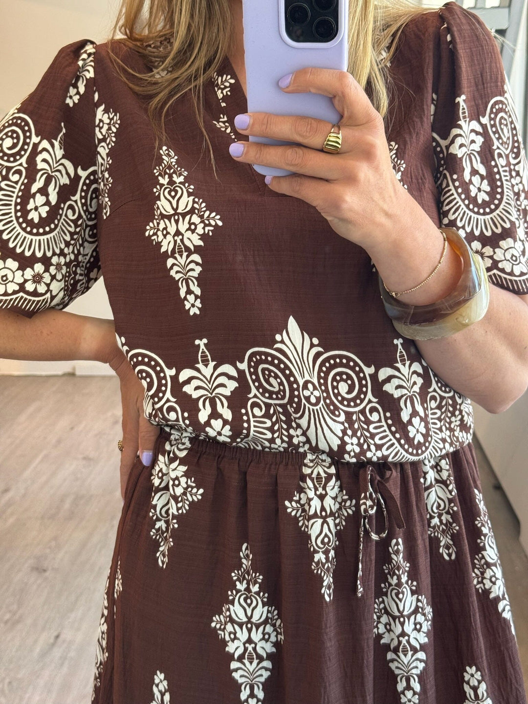 Love & Divine - Love1296-2 18910 - 800 - Brown/Paisley Toppe 