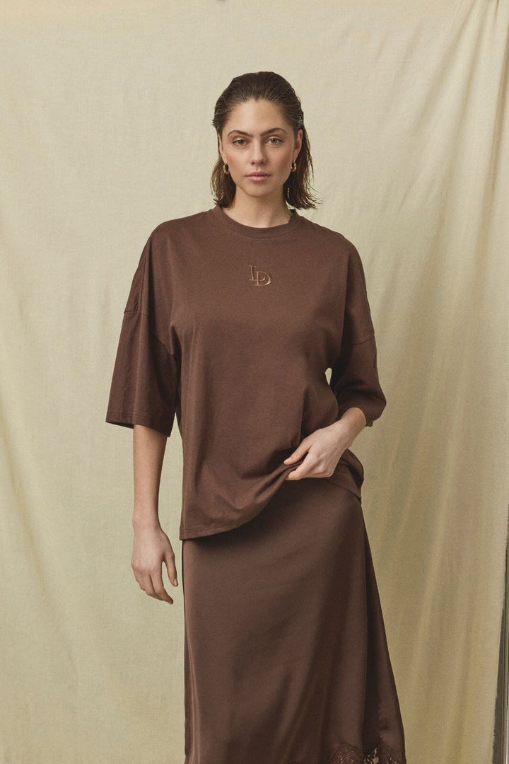 Love & Divine - Love1303-3 19902 - 222 - D. Chocolate T-shirts 