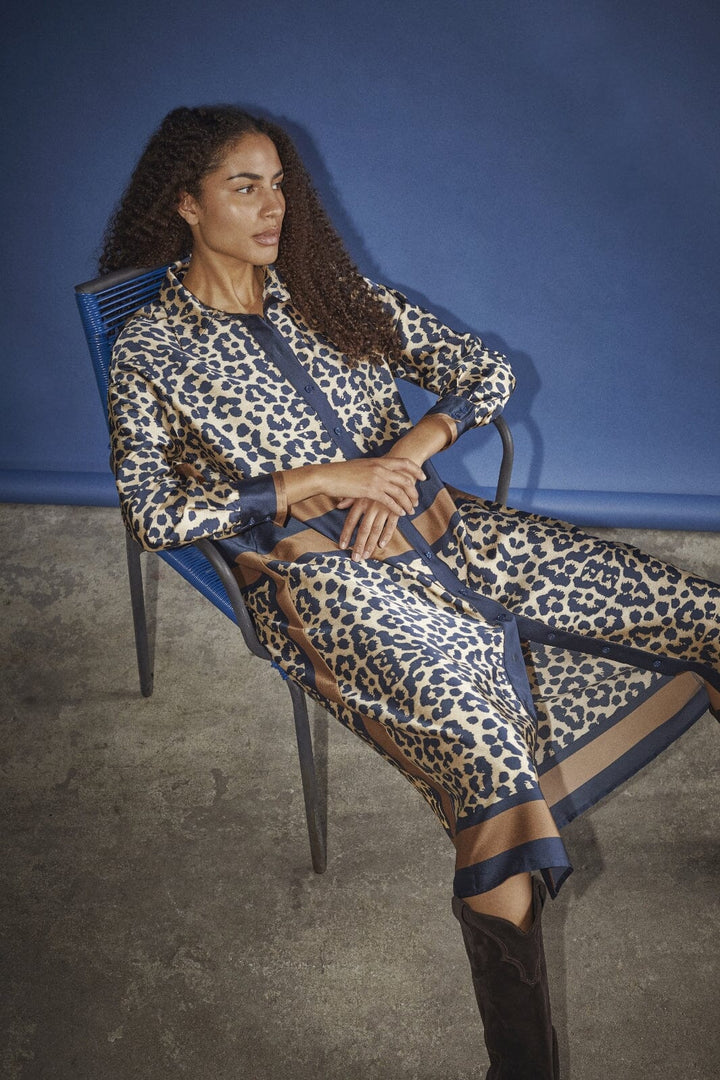 Love & Divine - Love1394 19099 - 804 - Navy Leo Kjoler 