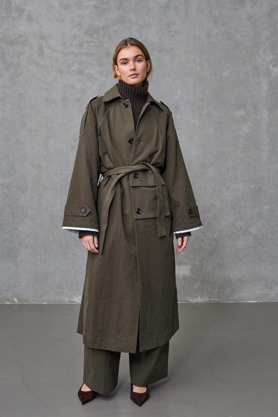 Love & Divine - Love1512 19698 - 200 - Brown Frakker 