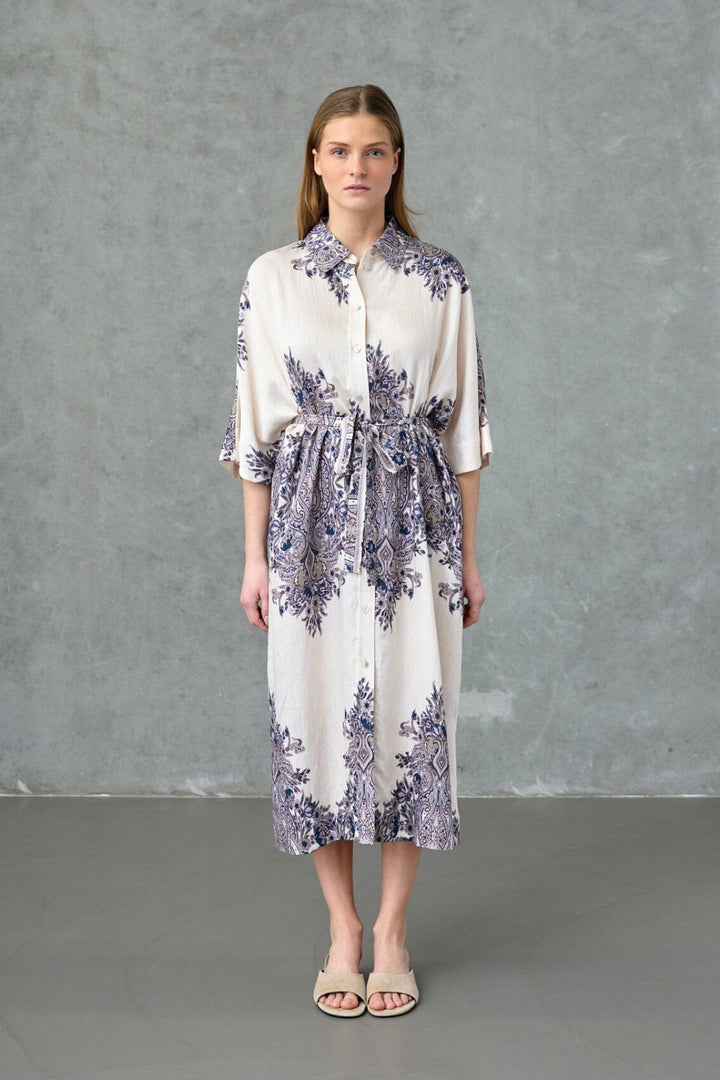 Love & Divine - Love1554 19895 - 802 - Champagne Paisley