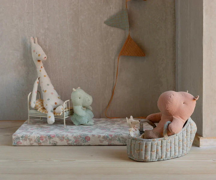 Maileg - Safari Friends, Flodhest M. Tylskørt, Lille - Mint - Small Legetøj 