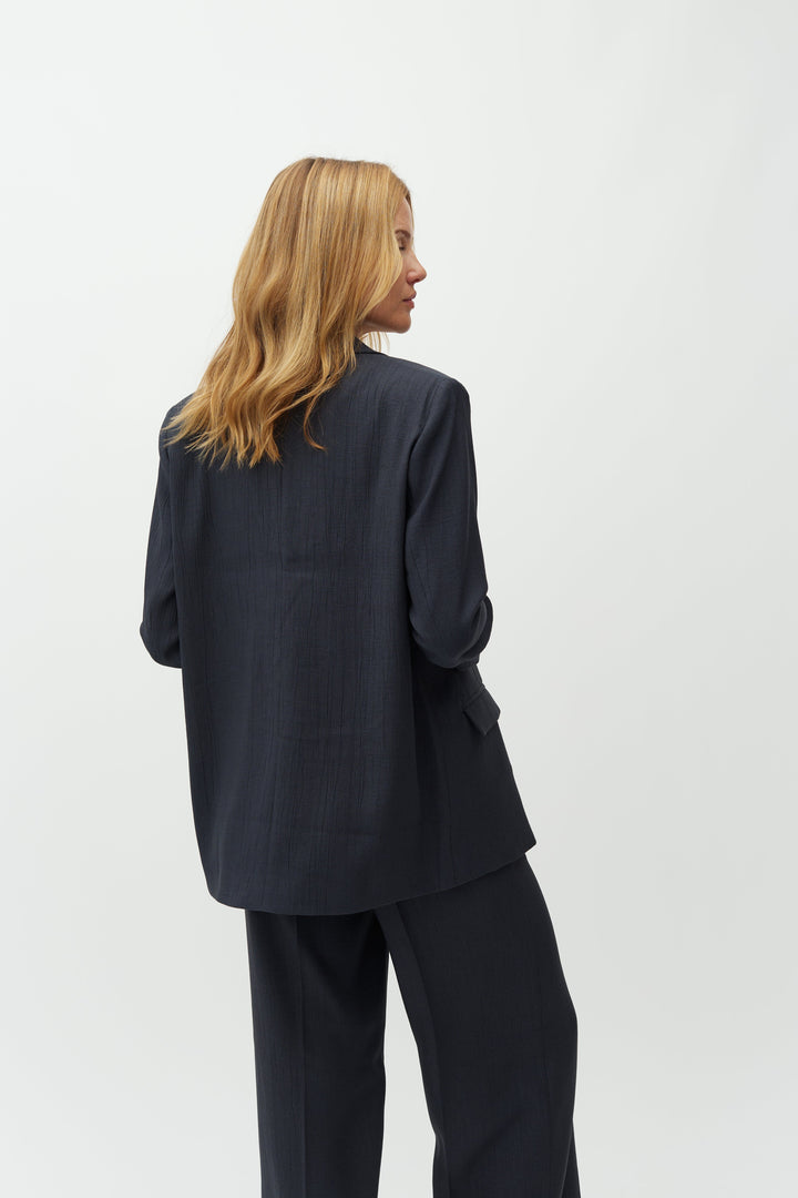 MbyM - Dravina-M 64261053 - V66 - Dark Bering Sea Blazere 