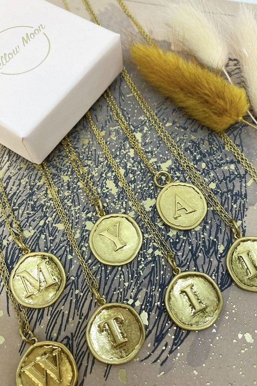 mellow-moon-bogstavkaede-guld