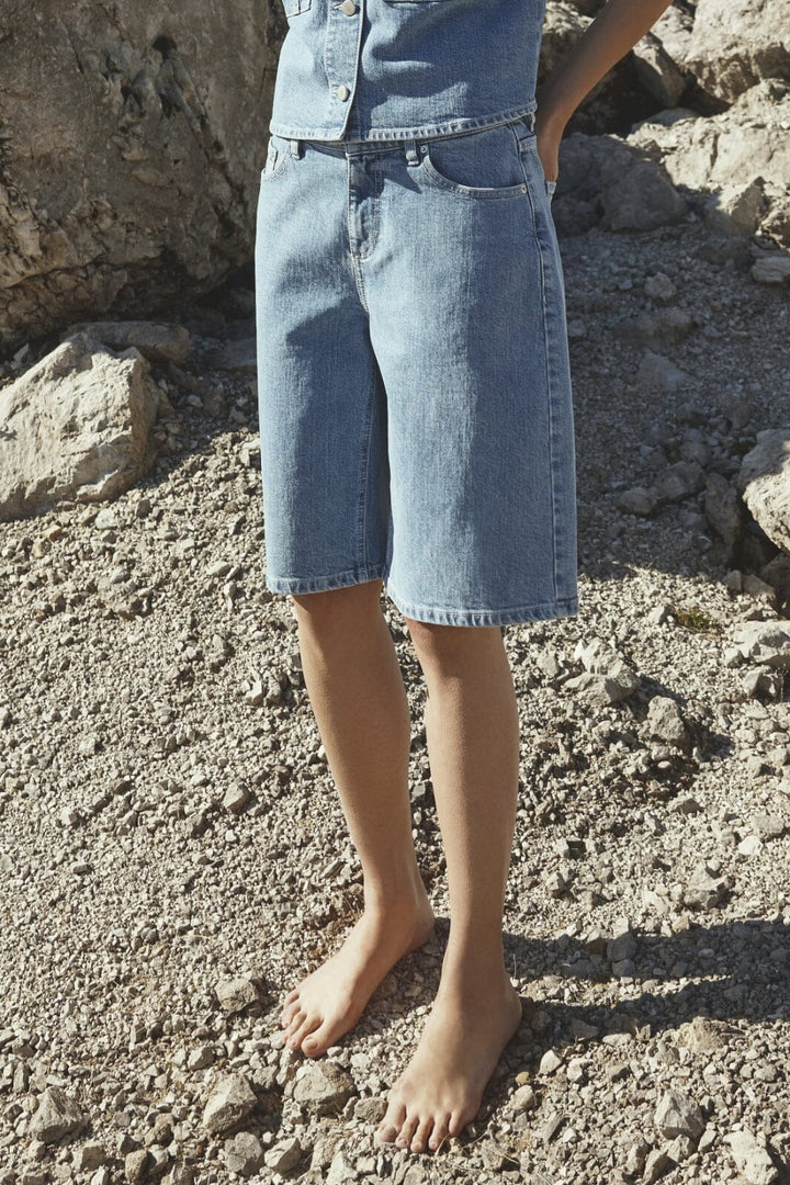 Moss Copenhagen - Mschelida Ada Denim Shorts 19155 - Light Blue Wash Nederdele 