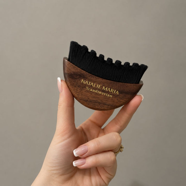 Natalie Maria Scandinavian - Pro The OriginalDepuff Face Brush NMS-5200