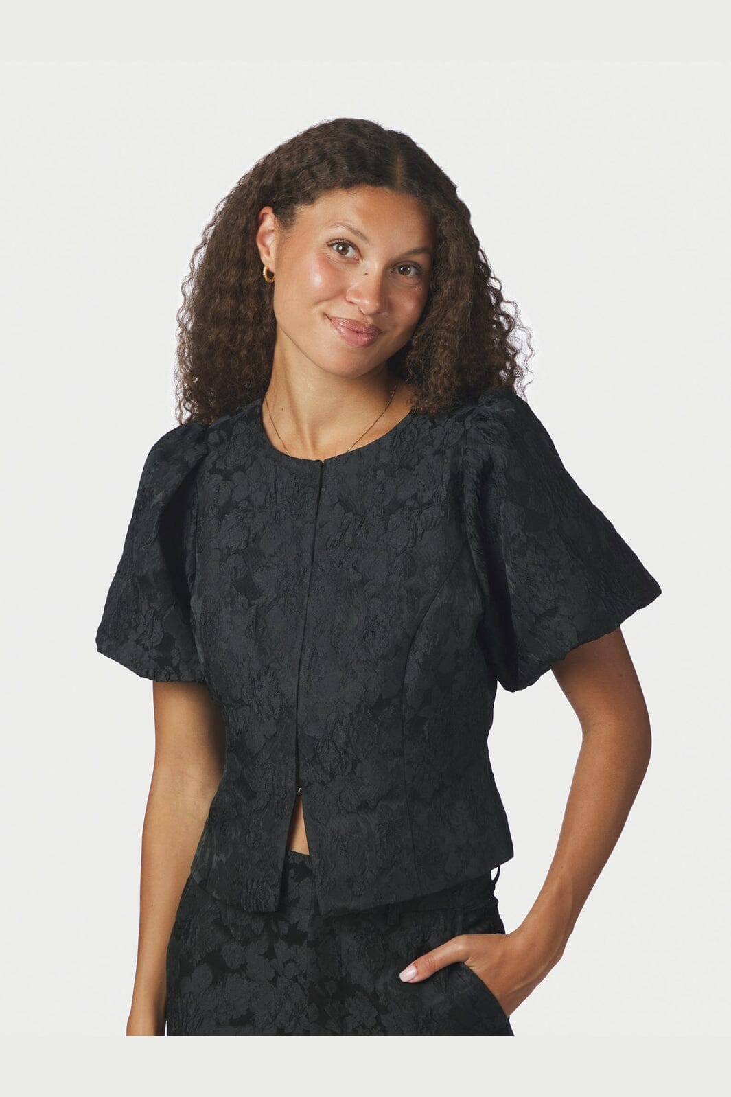 Neo Noir - Anela Flower Brocade Blouse 166905 - 100 - Black
