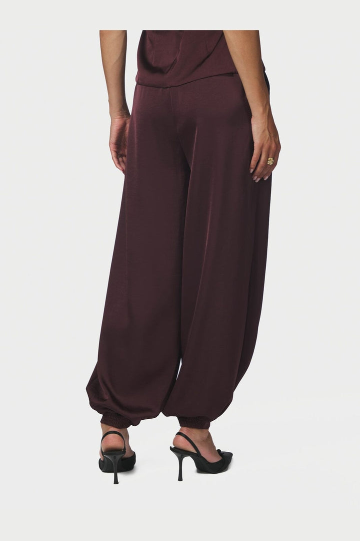 Neo Noir - Chantel Heavy Sateen Balloon Pants 171104 - 174 - Burgundy