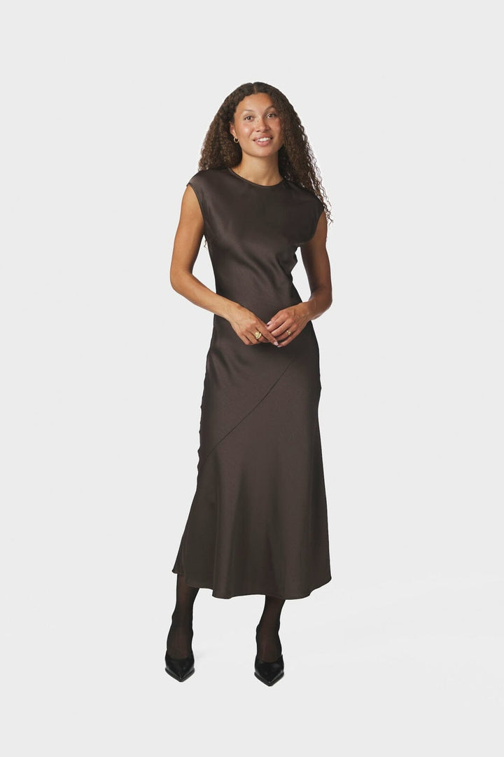 Neo Noir - Limana Heavy Sateen Dress 169609 - 676 - Dark Brown