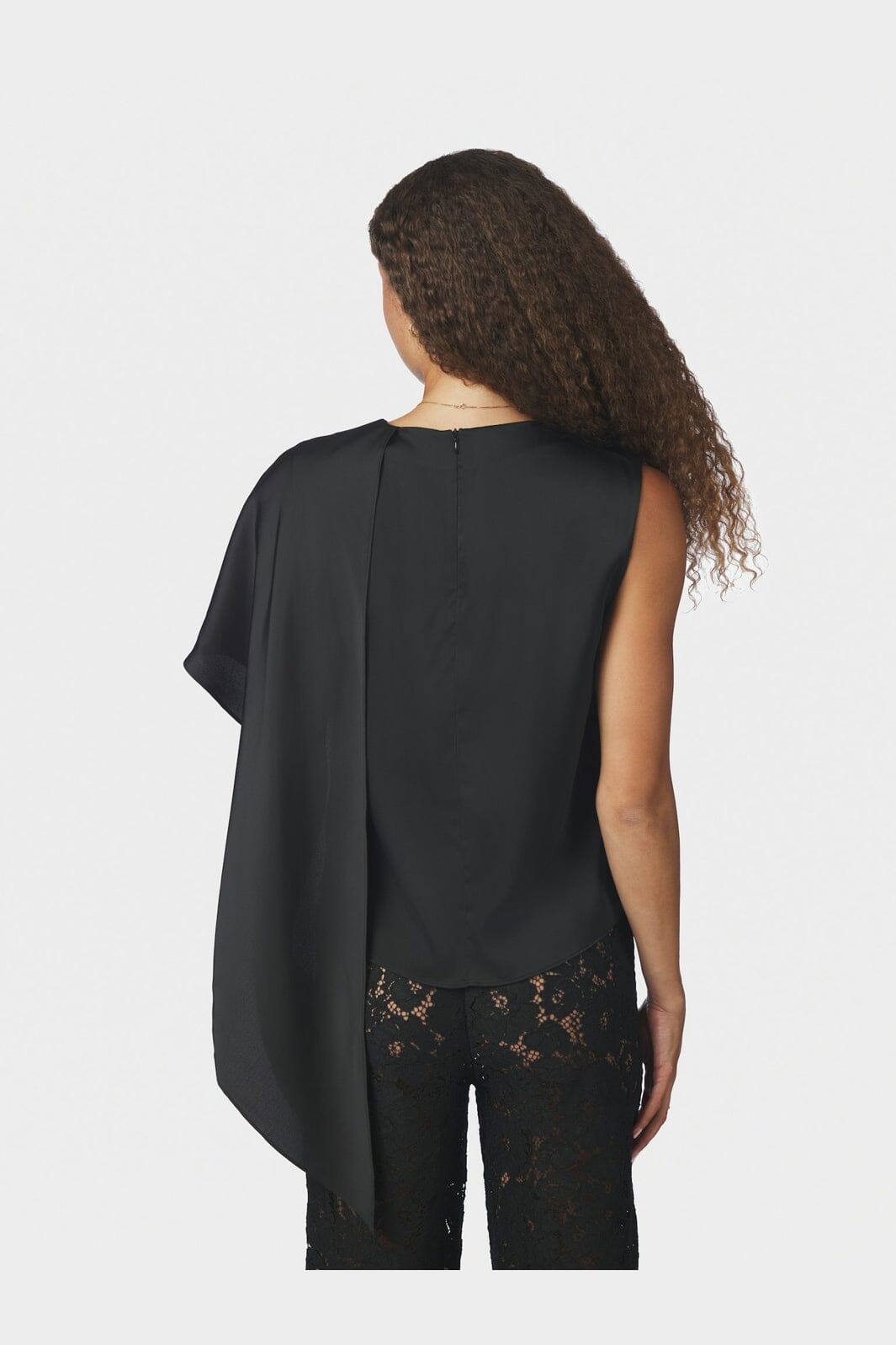 Neo Noir - Lunelle Drapy Satin Top 169843 - 100 - Black