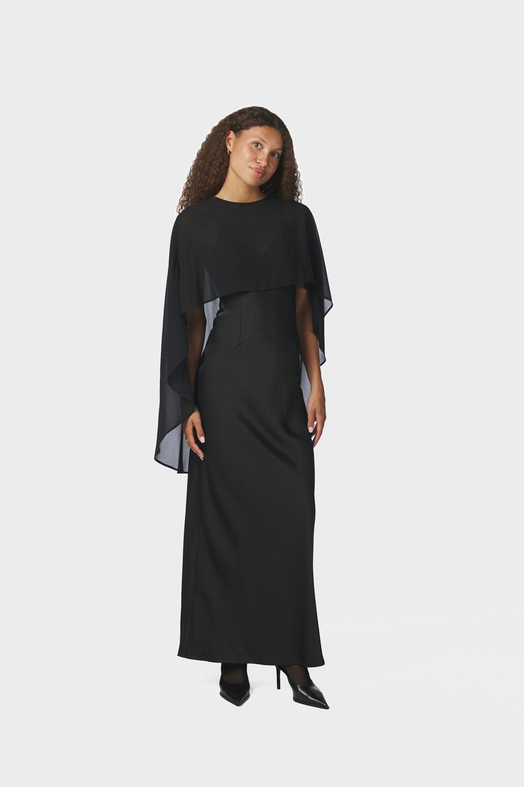 Neo Noir - Manufi Chiffon Cape 170836 - 100 - Black
