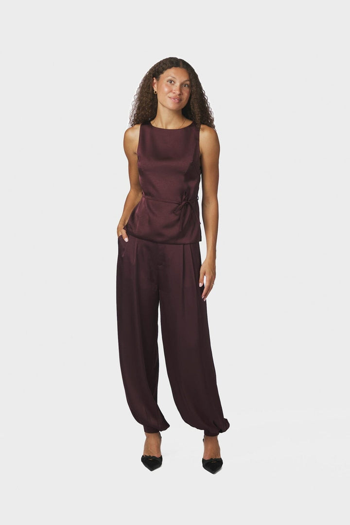 Neo Noir - Nassa Heavy Sateen Top 170235 - 174 - Burgundy