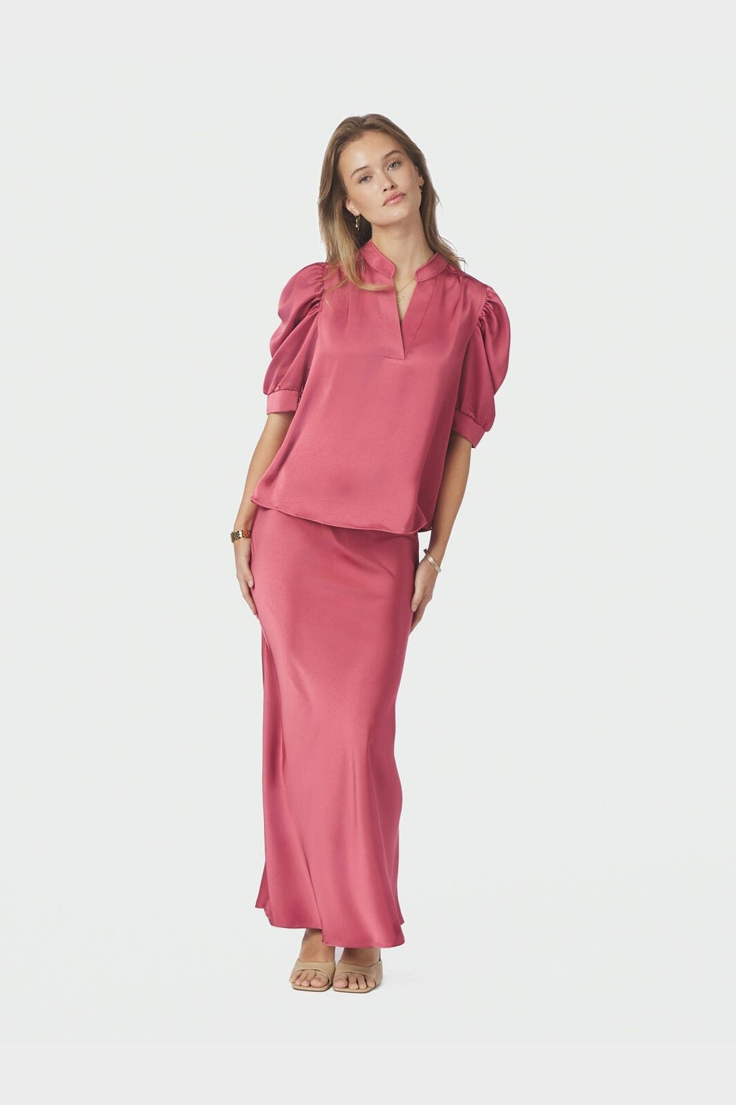 Neo Noir - Roella Heavy Sateen Blouse 162590 - 430 - Cherry Pink