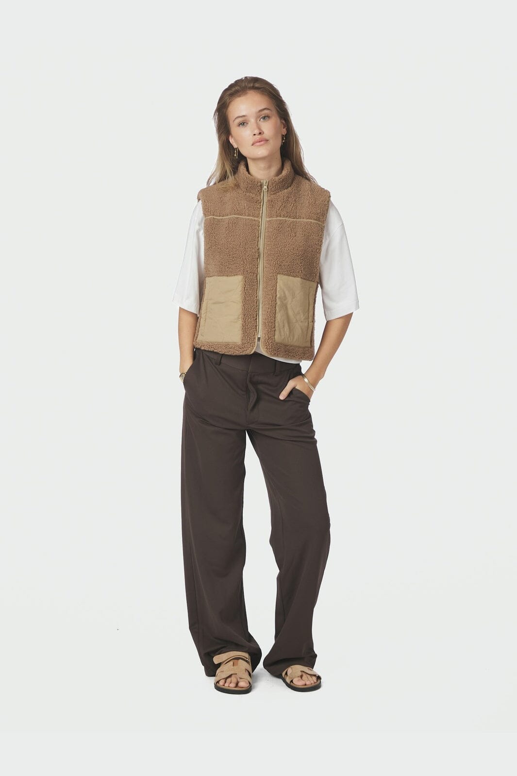 Neo Noir - Scout Teddy Waistcoat 155725 - 214 - Taupe