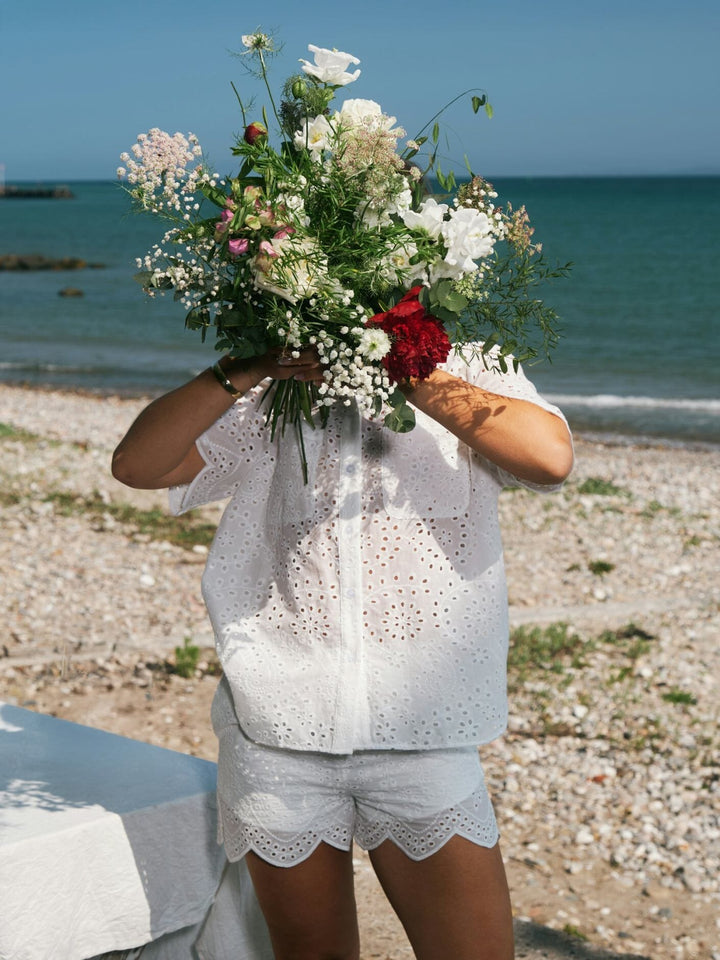 Neo Noir - Senna Embroidery Shorts 165257 - 120 - White Shorts 