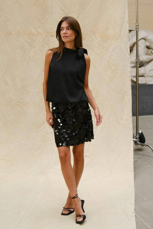 Neo Noir - Veda Drapy Satin Top 166605 - 100 - Black Toppe 