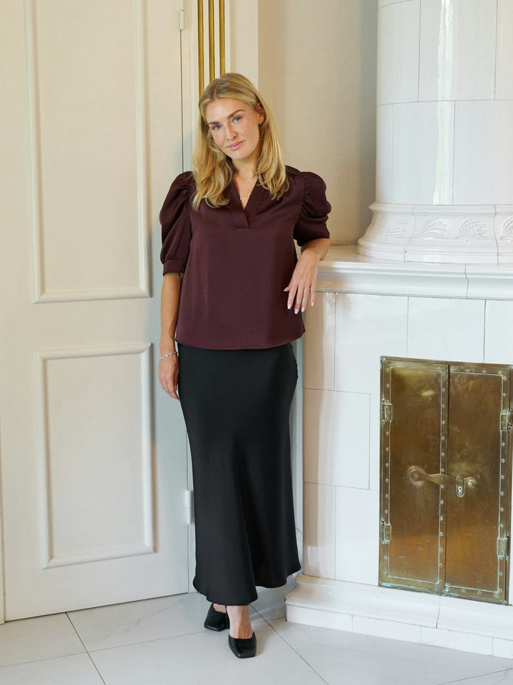 Neo Noir - Vicky Heavy Sateen Skirt - Black Nederdele 