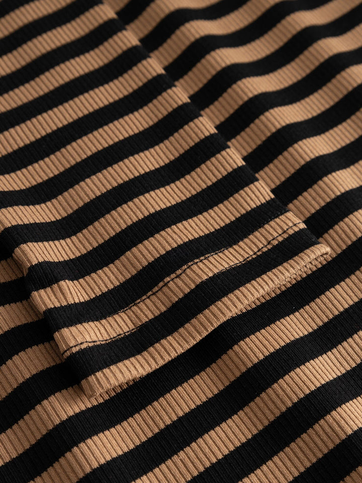 Noella - Luana Top 14030002 - 1379 - Dark Sand Black Stripe Bluser 